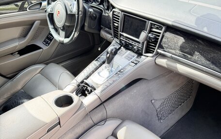 Porsche Panamera II рестайлинг, 2010 год, 3 500 000 рублей, 11 фотография