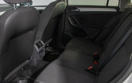 Volkswagen Tiguan II, 2019 год, 1 730 000 рублей, 11 фотография