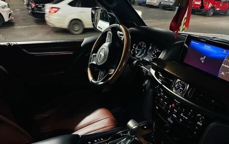 Lexus LX III, 2017 год, 6 500 000 рублей, 6 фотография
