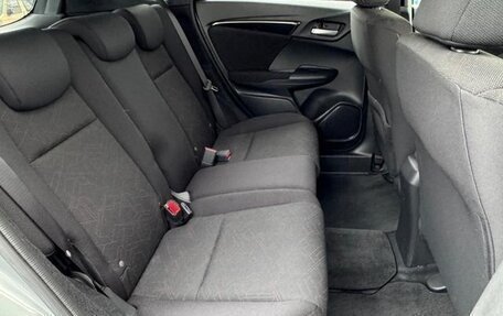 Honda Fit III, 2020 год, 1 100 000 рублей, 16 фотография