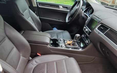 Volkswagen Touareg III, 2016 год, 3 800 000 рублей, 21 фотография
