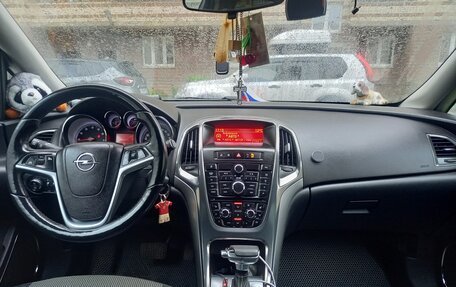 Opel Astra J, 2011 год, 670 000 рублей, 3 фотография