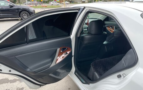 Toyota Camry, 2010 год, 1 300 000 рублей, 9 фотография