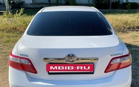 Toyota Camry, 2010 год, 1 300 000 рублей, 2 фотография