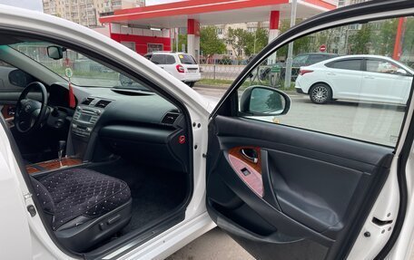 Toyota Camry, 2010 год, 1 300 000 рублей, 11 фотография