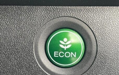 Honda Stepwgn, 2022 год, 1 800 000 рублей, 24 фотография