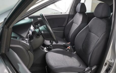 Hyundai Solaris II рестайлинг, 2014 год, 869 000 рублей, 10 фотография