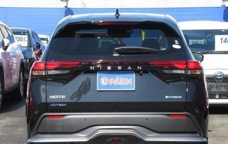 Nissan Note, 2022 год, 1 450 000 рублей, 8 фотография