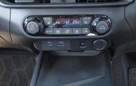 Nissan Note, 2022 год, 1 450 000 рублей, 18 фотография