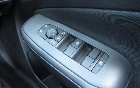 Nissan Note, 2022 год, 1 450 000 рублей, 23 фотография
