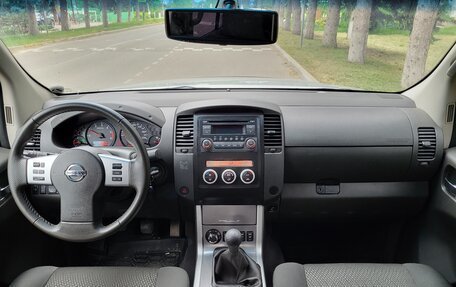 Nissan Navara (Frontier), 2012 год, 1 950 000 рублей, 18 фотография