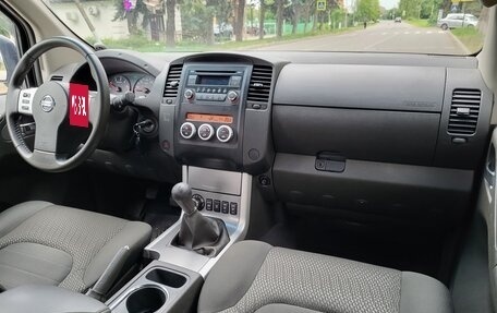 Nissan Navara (Frontier), 2012 год, 1 950 000 рублей, 17 фотография