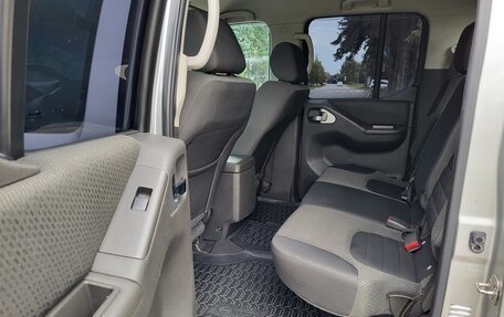 Nissan Navara (Frontier), 2012 год, 1 950 000 рублей, 24 фотография