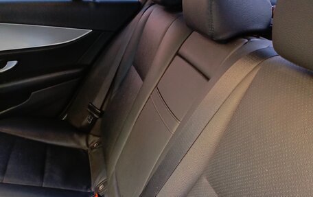 Mercedes-Benz E-Класс, 2017 год, 2 600 000 рублей, 3 фотография