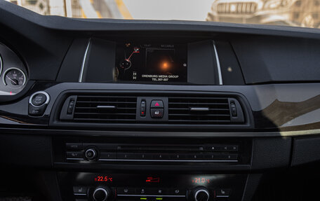 BMW 5 серия, 2016 год, 2 400 000 рублей, 13 фотография
