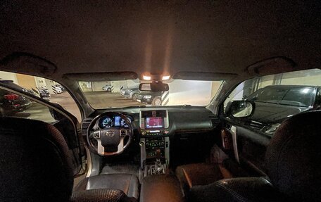 Toyota Land Cruiser Prado 150 рестайлинг 2, 2011 год, 3 488 888 рублей, 9 фотография