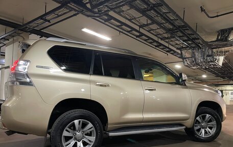 Toyota Land Cruiser Prado 150 рестайлинг 2, 2011 год, 3 488 888 рублей, 21 фотография