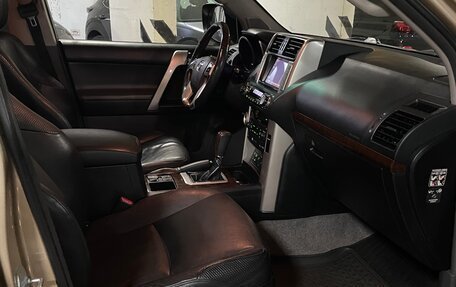 Toyota Land Cruiser Prado 150 рестайлинг 2, 2011 год, 3 488 888 рублей, 18 фотография