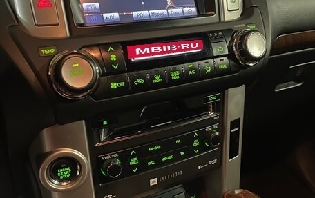 Toyota Land Cruiser Prado 150 рестайлинг 2, 2011 год, 3 488 888 рублей, 29 фотография