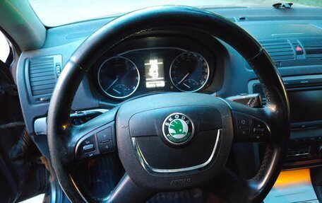 Skoda Octavia, 2011 год, 780 000 рублей, 29 фотография