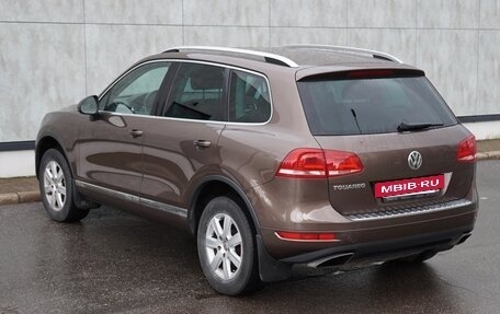 Volkswagen Touareg III, 2014 год, 2 700 000 рублей, 4 фотография