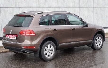 Volkswagen Touareg III, 2014 год, 2 700 000 рублей, 3 фотография
