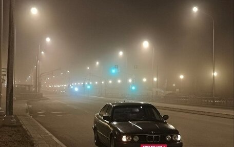 BMW 5 серия, 1990 год, 350 000 рублей, 9 фотография