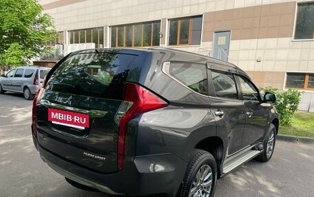 Mitsubishi Pajero Sport III рестайлинг, 2020 год, 3 290 000 рублей, 5 фотография