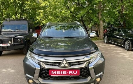 Mitsubishi Pajero Sport III рестайлинг, 2020 год, 3 290 000 рублей, 3 фотография