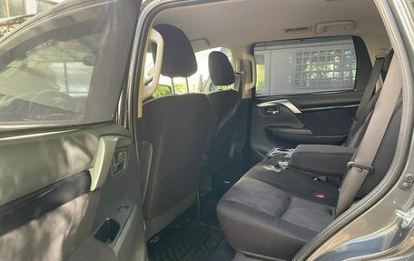 Mitsubishi Pajero Sport III рестайлинг, 2020 год, 3 290 000 рублей, 23 фотография