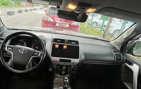 Toyota Land Cruiser Prado 150 рестайлинг 2, 2018 год, 6 200 000 рублей, 7 фотография