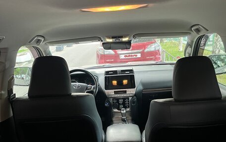 Toyota Land Cruiser Prado 150 рестайлинг 2, 2018 год, 6 200 000 рублей, 8 фотография