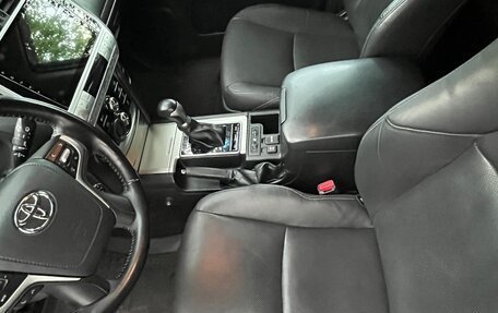 Toyota Land Cruiser Prado 150 рестайлинг 2, 2018 год, 6 200 000 рублей, 15 фотография