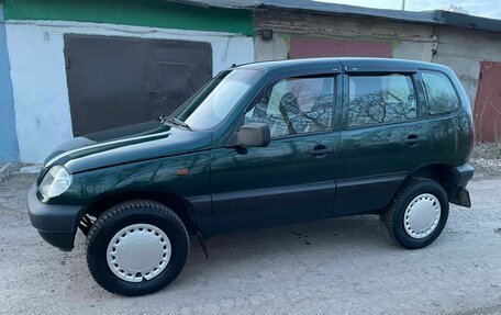 Chevrolet Niva I рестайлинг, 2003 год, 320 000 рублей, 2 фотография