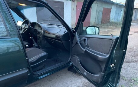 Chevrolet Niva I рестайлинг, 2003 год, 320 000 рублей, 19 фотография