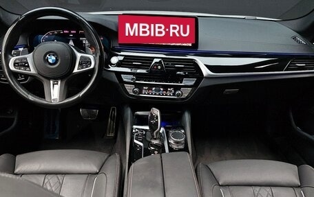 BMW 5 серия, 2022 год, 4 300 000 рублей, 7 фотография