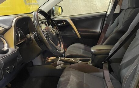 Toyota RAV4, 2015 год, 2 100 000 рублей, 13 фотография
