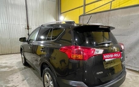 Toyota RAV4, 2015 год, 2 100 000 рублей, 4 фотография
