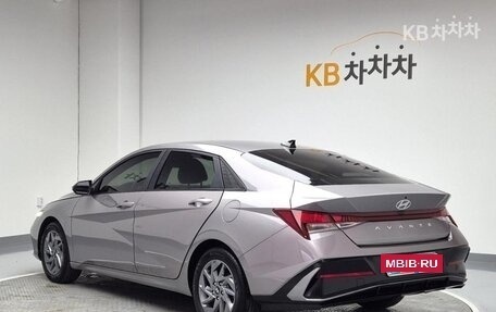 Hyundai Avante, 2023 год, 2 500 000 рублей, 2 фотография