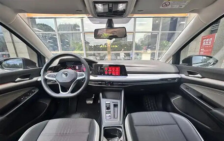 Volkswagen Golf VIII, 2022 год, 1 350 007 рублей, 5 фотография