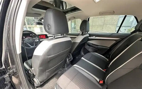 Volkswagen Golf VIII, 2022 год, 1 350 007 рублей, 6 фотография
