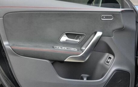Mercedes-Benz CLA, 2020 год, 2 940 000 рублей, 23 фотография