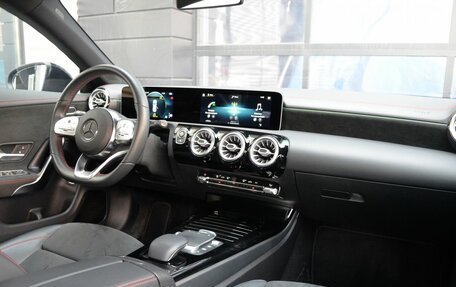 Mercedes-Benz CLA, 2020 год, 2 940 000 рублей, 33 фотография
