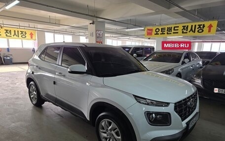 Hyundai Venue I, 2021 год, 1 600 000 рублей, 5 фотография