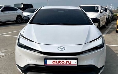 Toyota Prius IV XW50, 2024 год, 3 400 000 рублей, 1 фотография