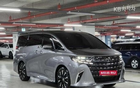 Toyota Alphard, 2024 год, 8 100 000 рублей, 2 фотография