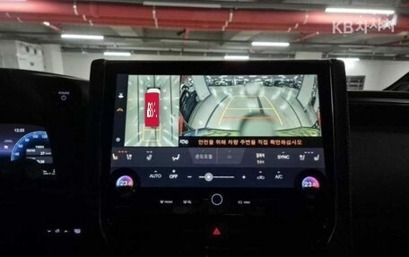 Toyota Alphard, 2024 год, 8 100 000 рублей, 14 фотография