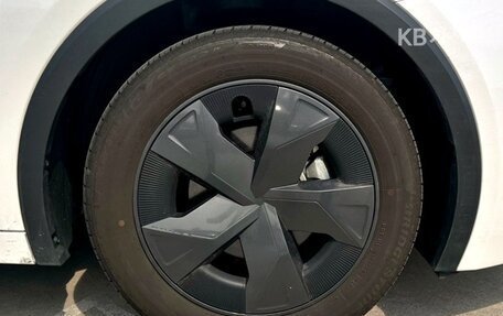 Toyota Prius IV XW50, 2024 год, 3 400 000 рублей, 20 фотография