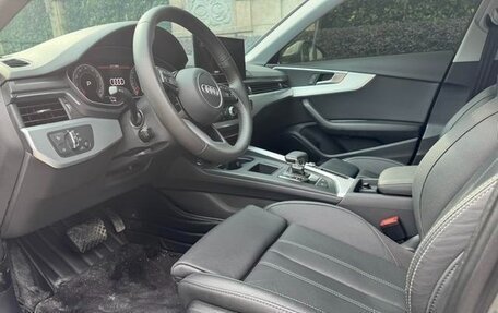 Audi A4, 2021 год, 2 524 442 рублей, 7 фотография