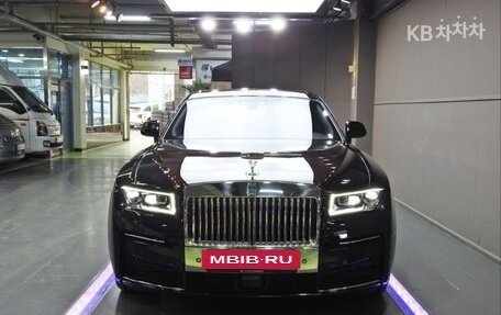 Rolls-Royce Ghost Series II рестайлинг, 2023 год, 55 000 000 рублей, 2 фотография